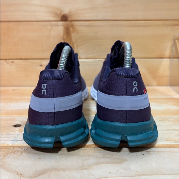 On Running Cloudflow Running Shoes - Violet / Tide - Womens size 10 - Picture 6 of 9